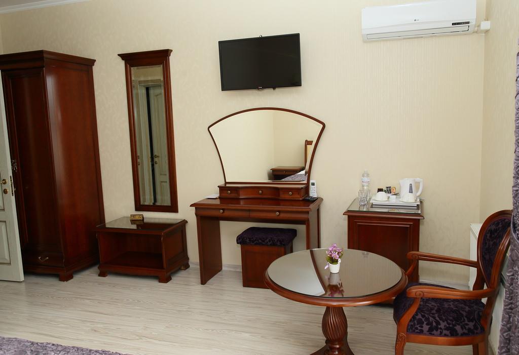 Prima Villa Guest House Vinnytsia Luaran gambar