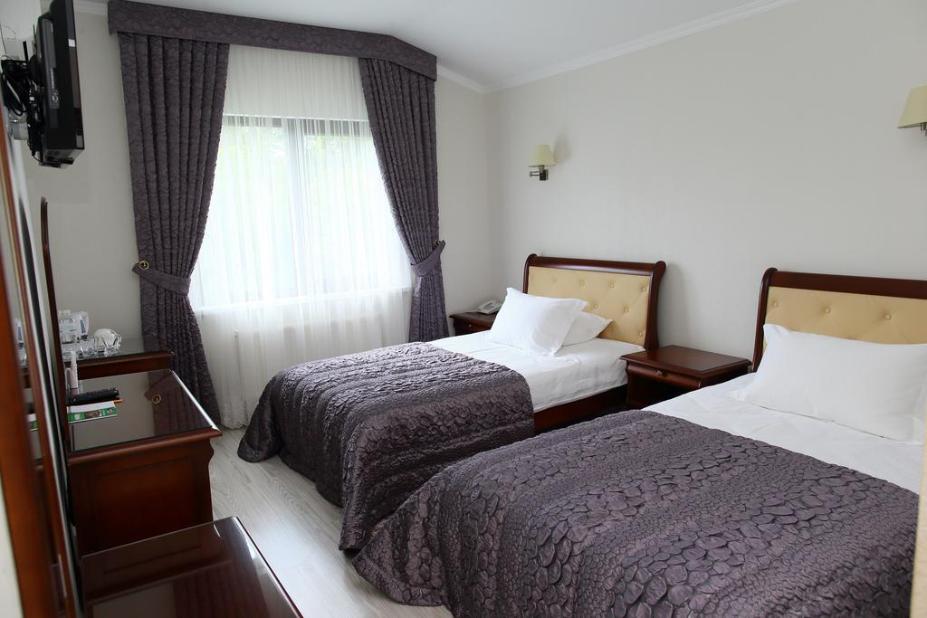 Prima Villa Guest House Vinnytsia Bilik gambar